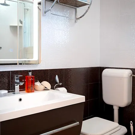 Hvar Adria Apartmán