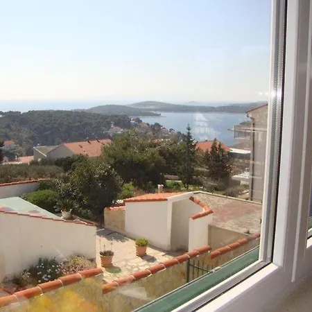 Hvar Adria 아파트 *